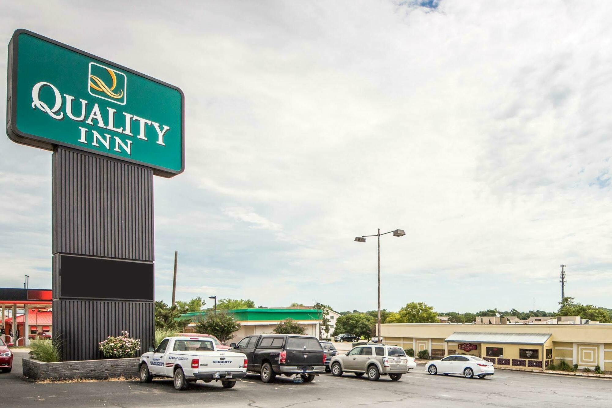 Quality Inn Ponca City Route 77 Eksteriør billede